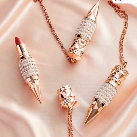 LA PREDIRE PRESTIGE Diamond Red Shiny “Sangria Kisses”Lipstick. NIB - Picture 2 of 7